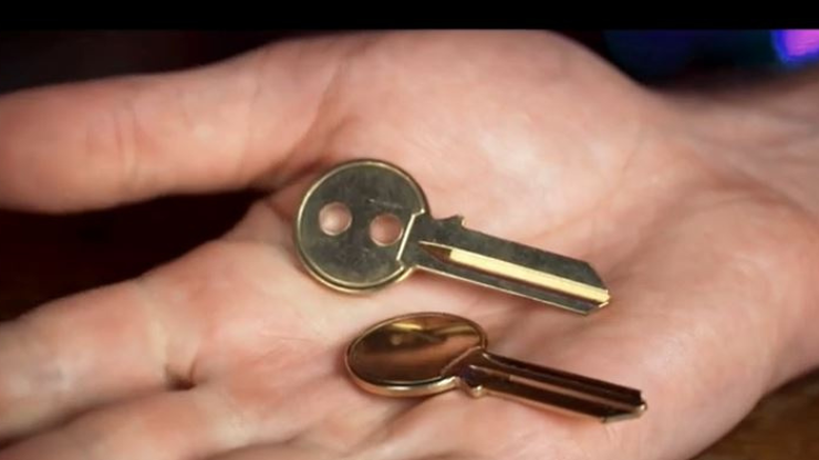 Keymaster by Craig Petty ~ The ultimate everyday carry.. it's an entire act that lives on your keychain! Move and vanish holes IN YOUR SPECTATORS hands and MUCH MUCH more.